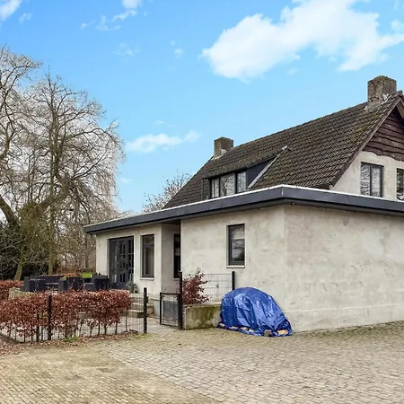 بيت للعطل Amazing Home In Son En Breugel سون إن بريخِل