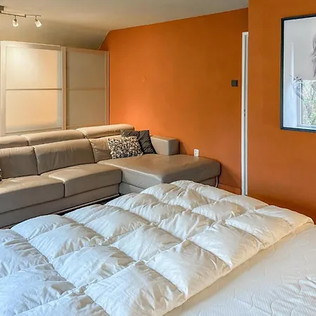 Amazing Home In Son En Breugel *